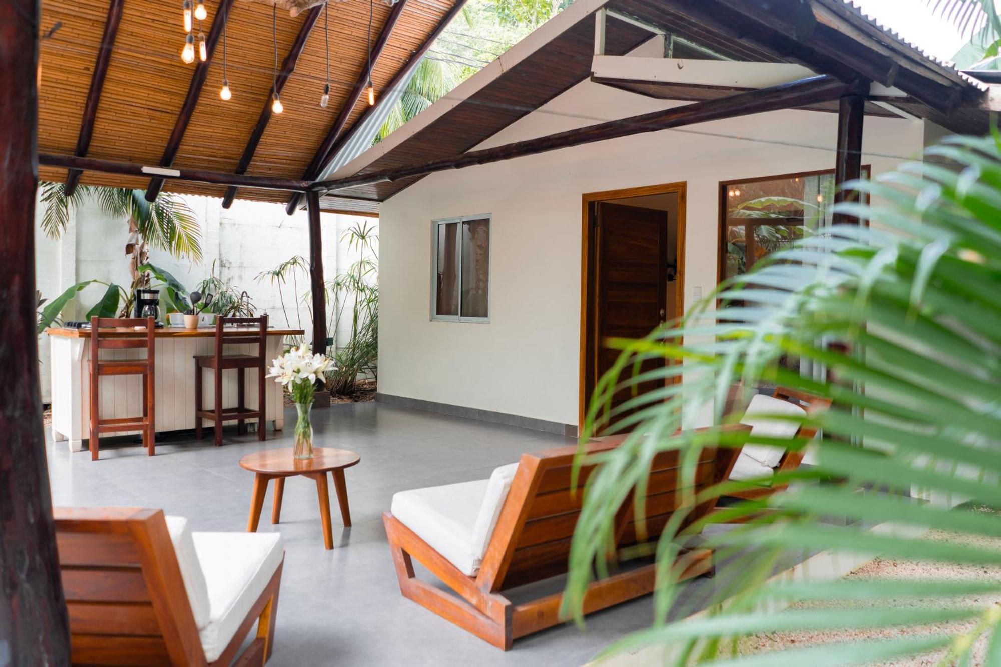 Banana Beach Bungalows Playa Santa Teresa  Exterior photo