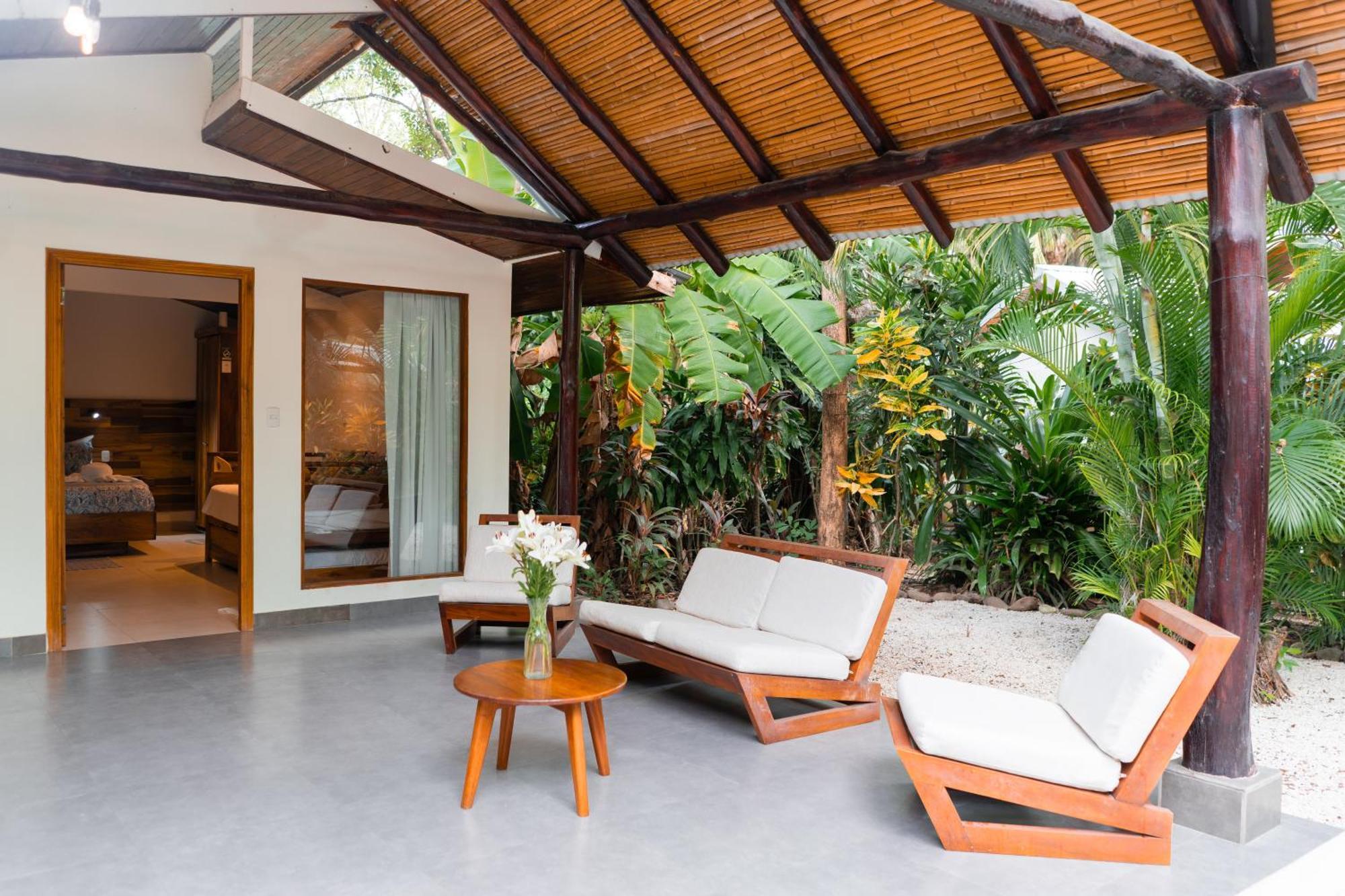 Banana Beach Bungalows Playa Santa Teresa  Exterior photo